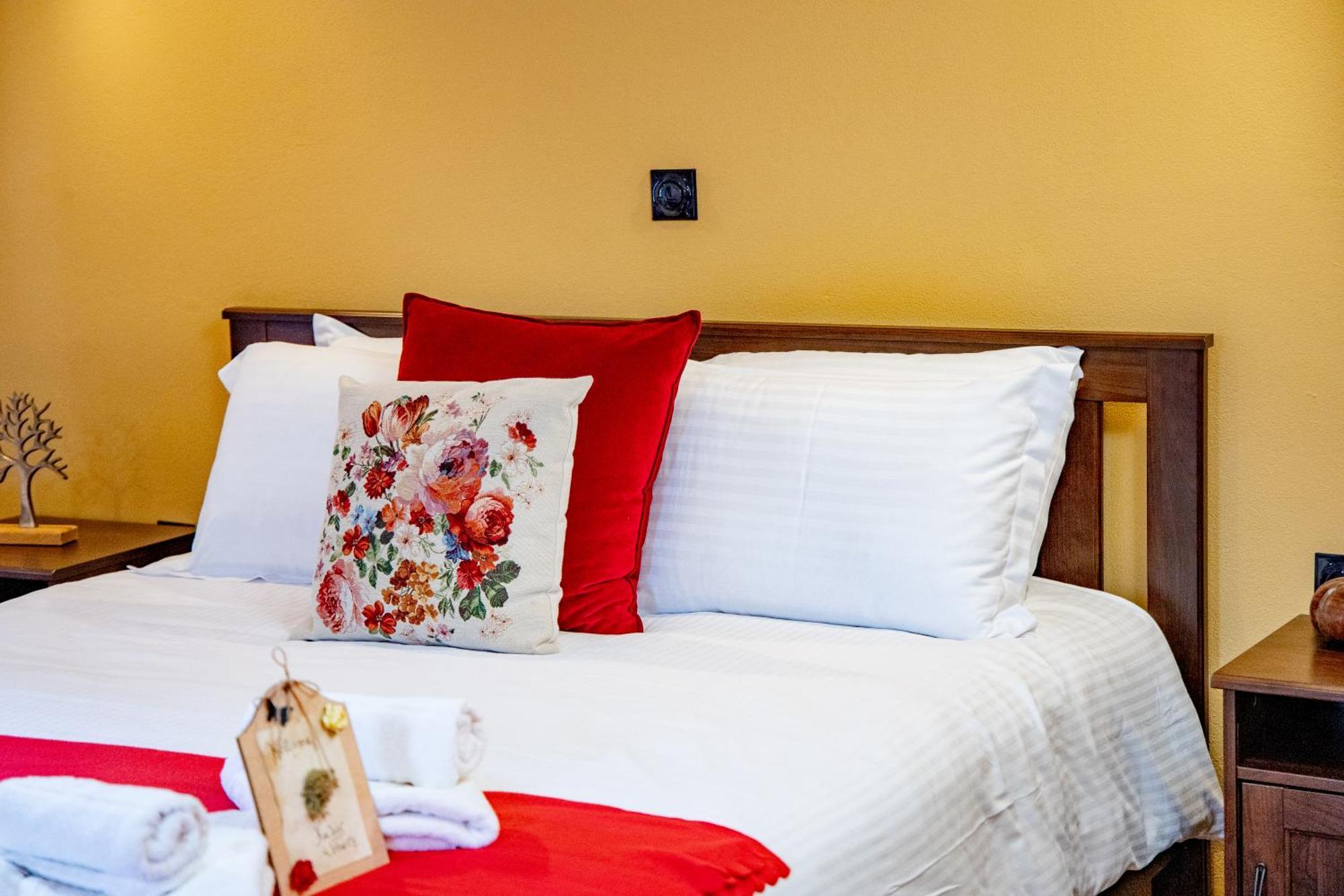 Arktouros Hotel مونوديندري المظهر الخارجي الصورة
