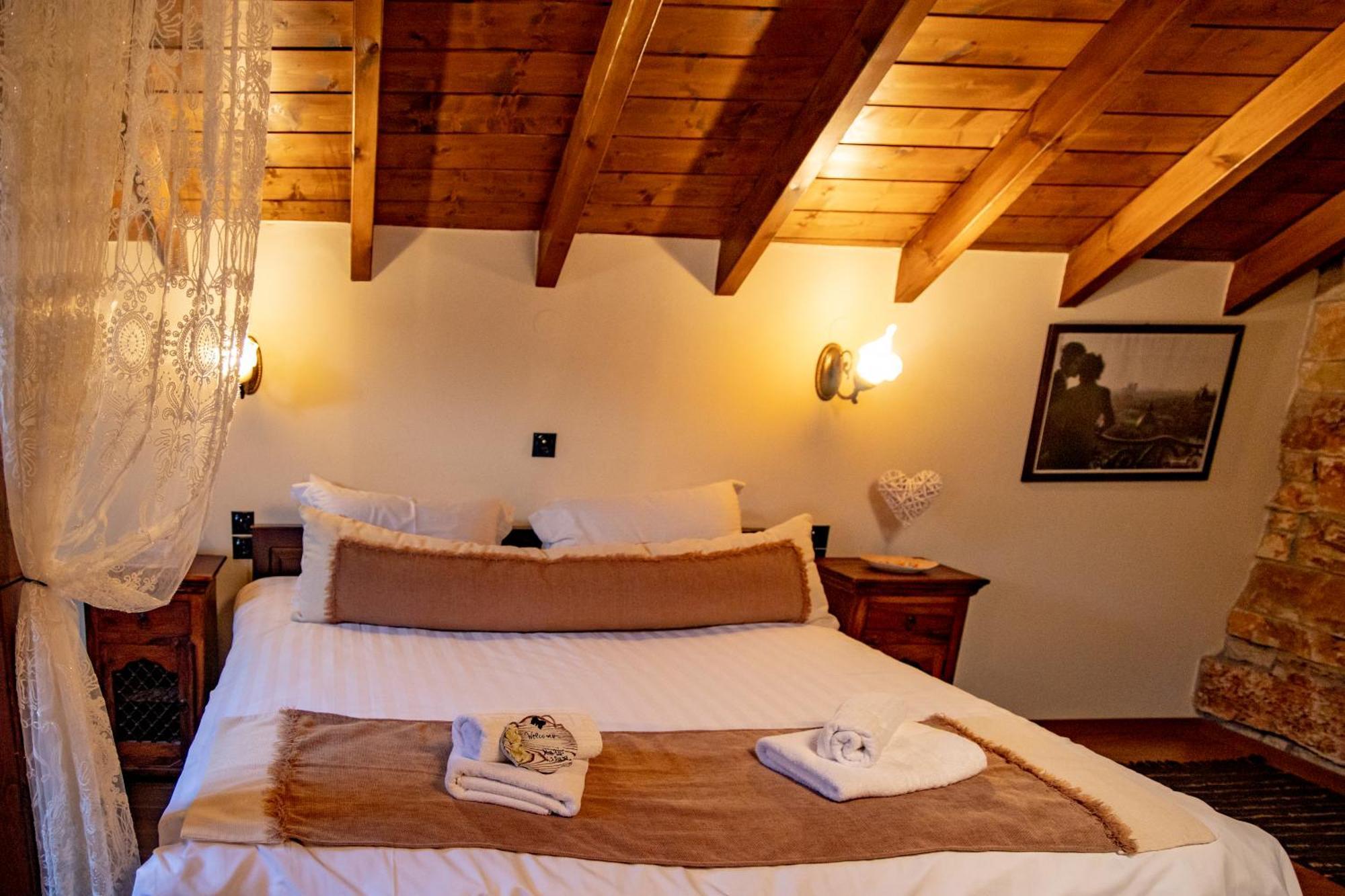 Arktouros Hotel مونوديندري المظهر الخارجي الصورة