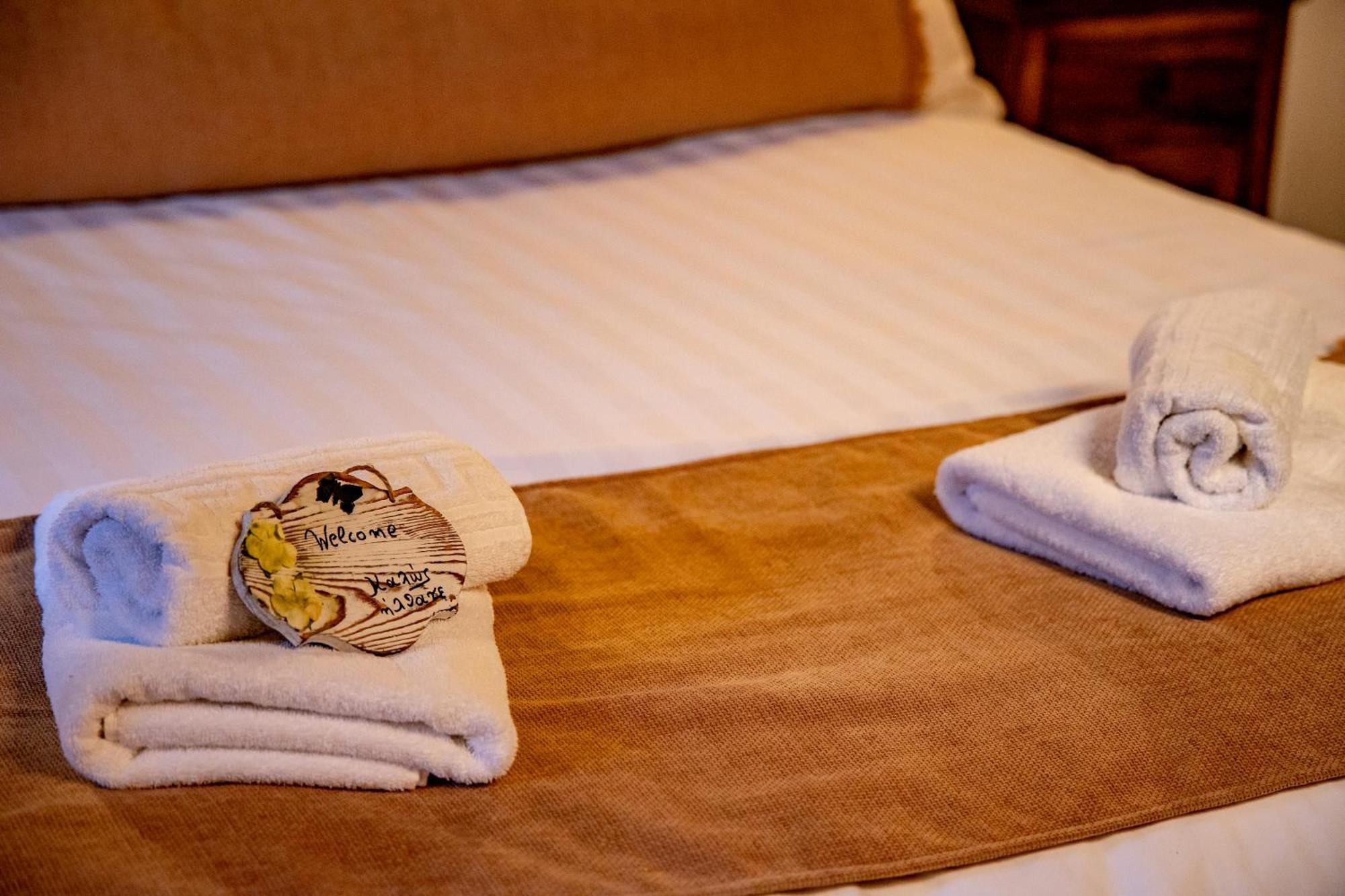 Arktouros Hotel مونوديندري المظهر الخارجي الصورة