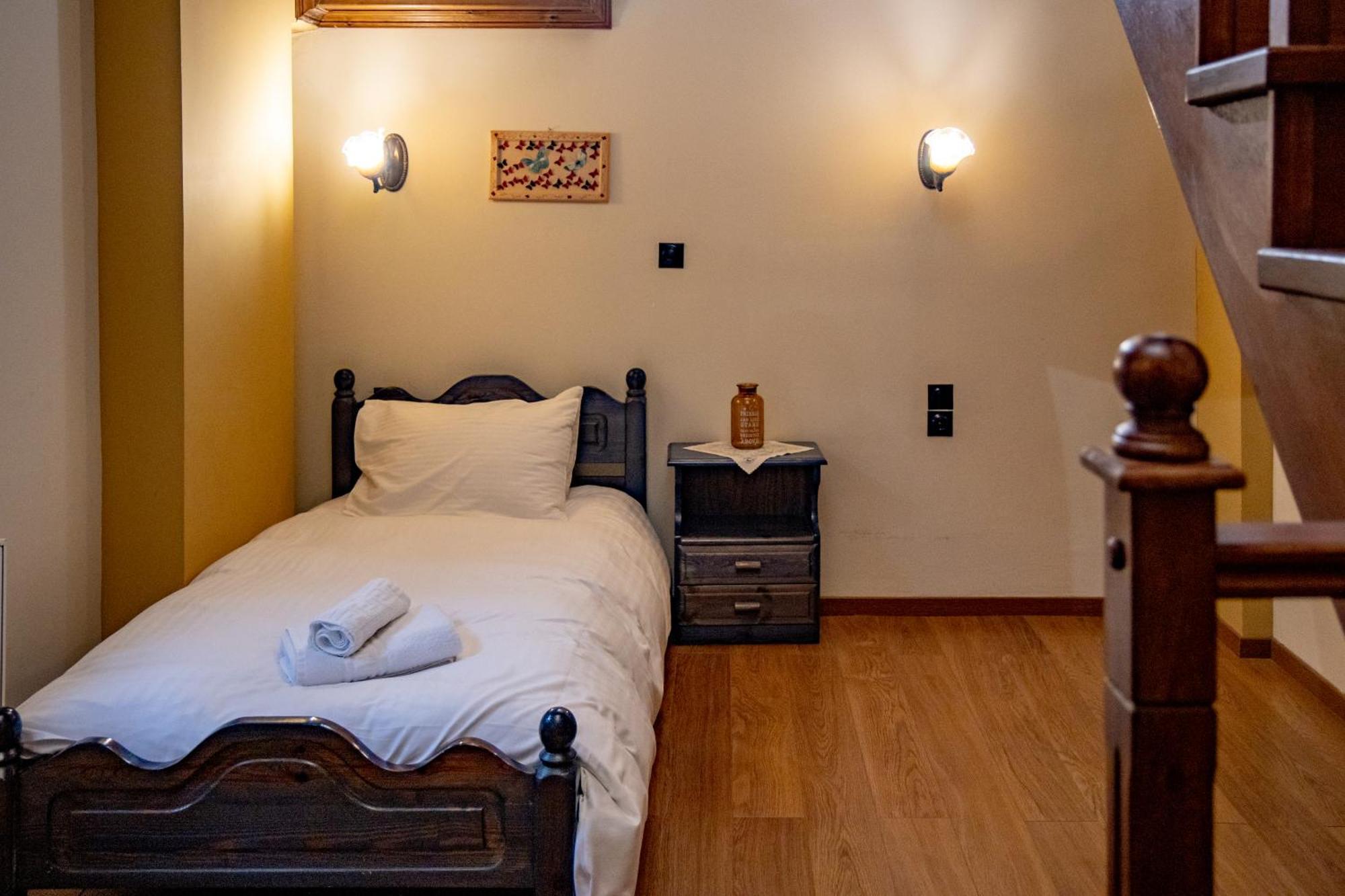 Arktouros Hotel مونوديندري المظهر الخارجي الصورة